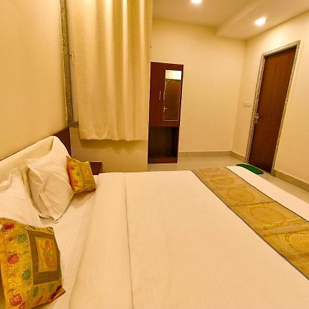 Hotel Veer Palace Near Udaipole Udaipur Ngoại thất bức ảnh