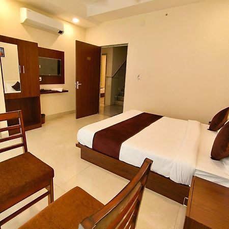 Hotel Veer Palace Near Udaipole Udaipur Ngoại thất bức ảnh