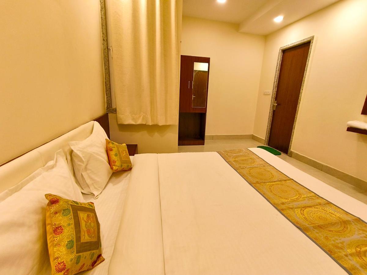 Hotel Veer Palace Near Udaipole Udaipur Ngoại thất bức ảnh