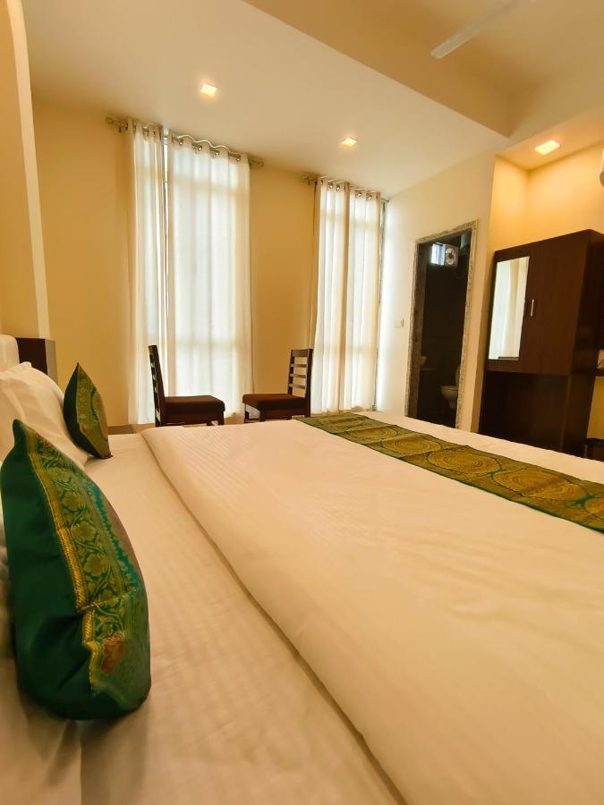 Hotel Veer Palace Near Udaipole Udaipur Ngoại thất bức ảnh